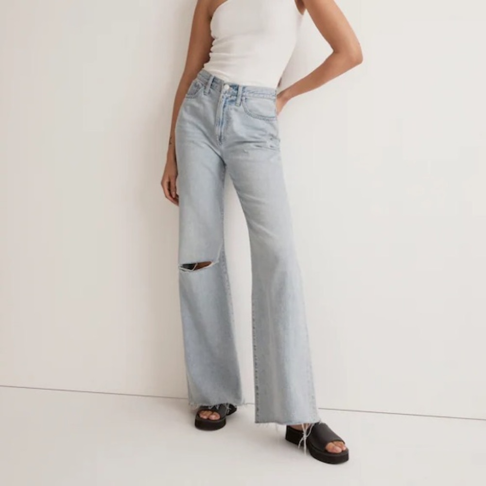 Madewell Baggy Flare Jeans in Luzon Wash